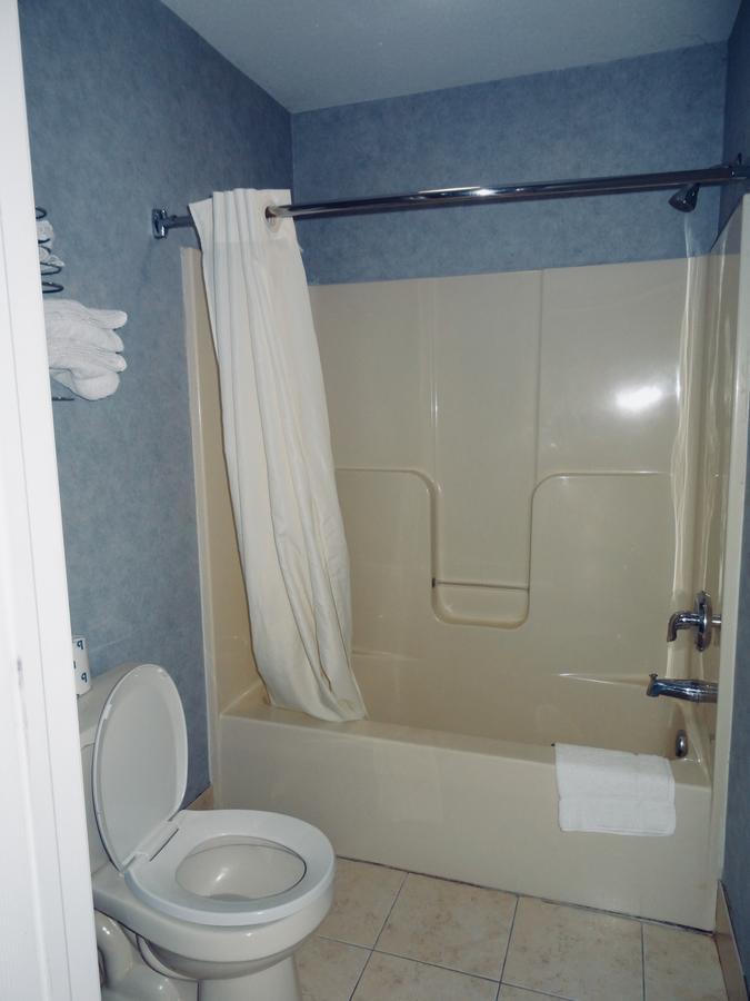 Village Inn & Suites - Smithville Εξωτερικό φωτογραφία