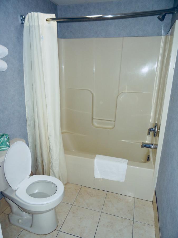 Village Inn & Suites - Smithville Εξωτερικό φωτογραφία